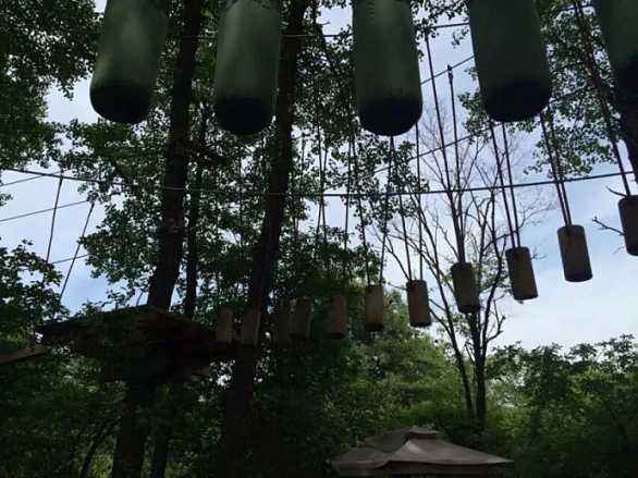 祝賀云屏三峽風景名勝區滑索、滑草、叢林穿越調試完畢