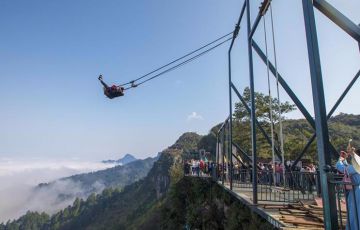 懸崖秋千——景區不能缺少的高空游樂項目